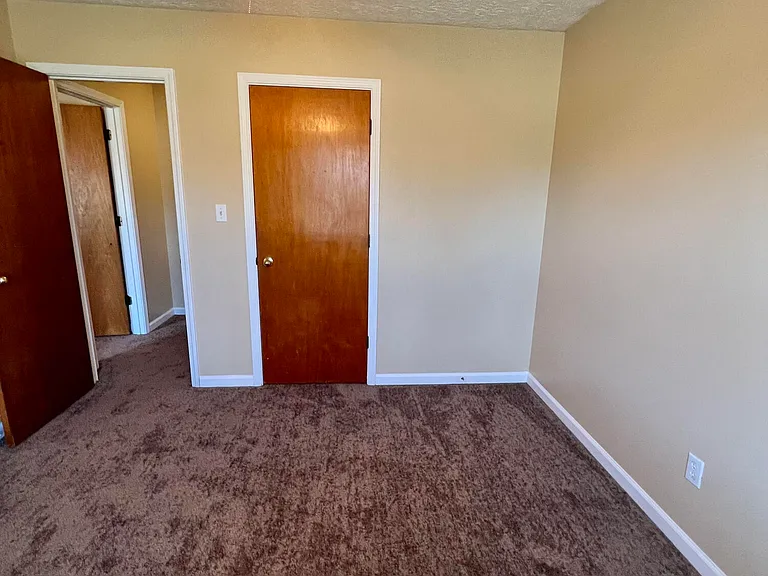 3327 Wood Valley Ct — Photo 25