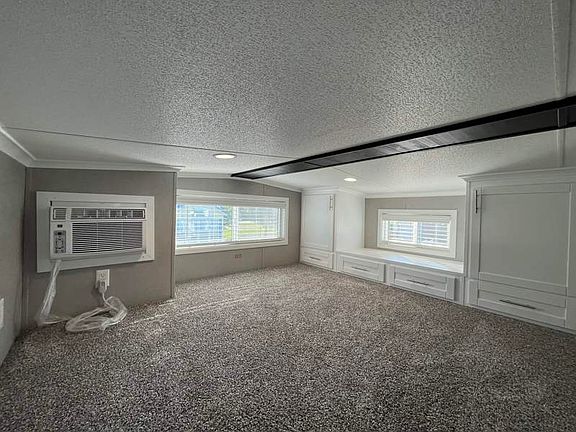 5th image of 1204 Cedar Point Blvd #24