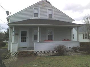 316 Farm Hill Rd, Middletown, CT 06457