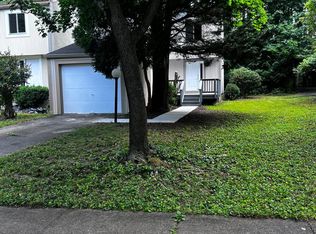 2244 Sanibel Dr, Reston, VA 20191