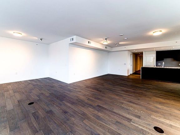3rd image of 1678 Pullman Porter St #405