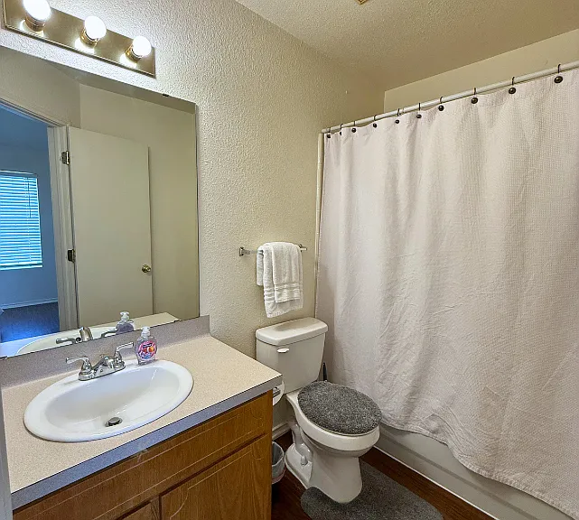 4104 Terri Linn Dr #B — Photo 8
