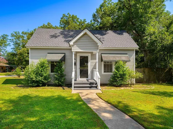 536 W Harrison St, Gilmer, TX 75644