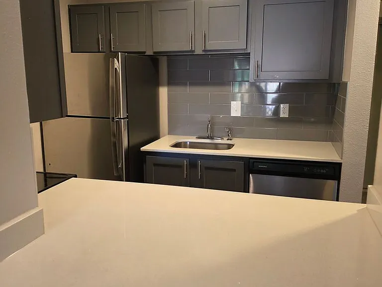 Arbor Woods Apartments — Photo 15