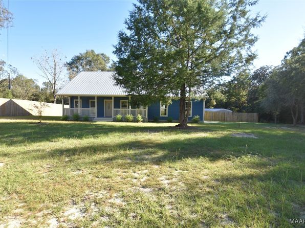 265 Simmons St, Samson, AL 36477