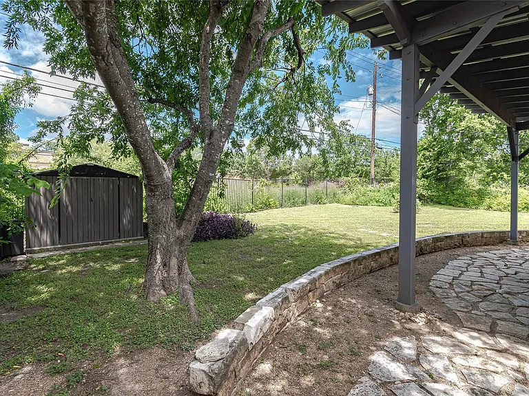 1202 Norwood Rd — Photo 30