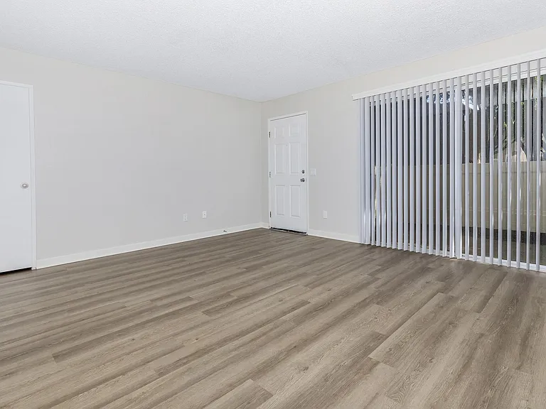 Tamarack Woods Apartment Homes — Photo 17