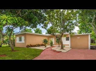 290 NW 106th St, Miami, FL 33150