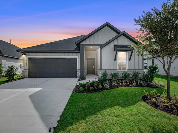 7830 Shimmering Star Ln, Cypress, TX 77433