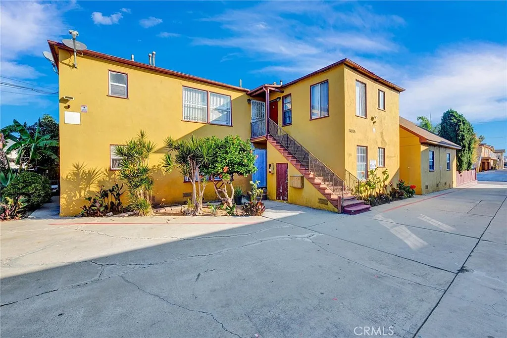 1 bed, 700 sqft, $1,850 — Photo 1