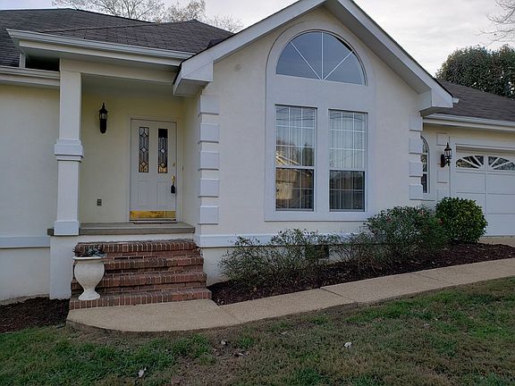 4th image of 2224 Chimney Hills Dr