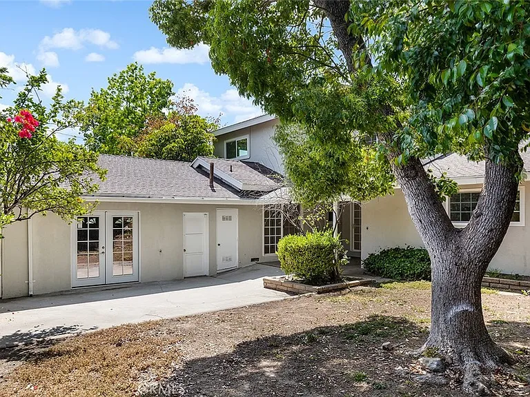 3511 Paraiso Way — Photo 34