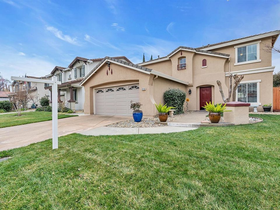 1st image of 2112 Arnold Dr