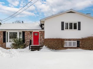 78 Lancaster Dr, Herring Cove, NS B3V 1J1