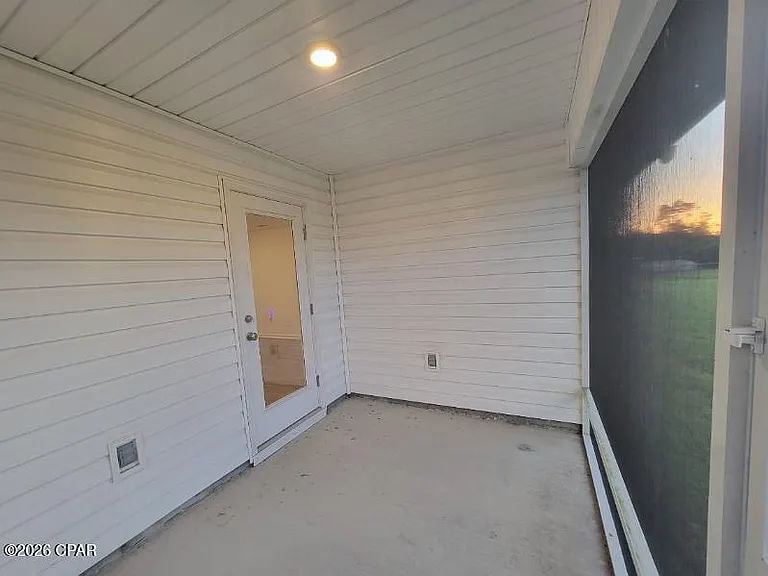 3931 Silver Spur Rd — Photo 32