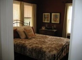 208 Terrace Rd, Des Moines, IA 50312