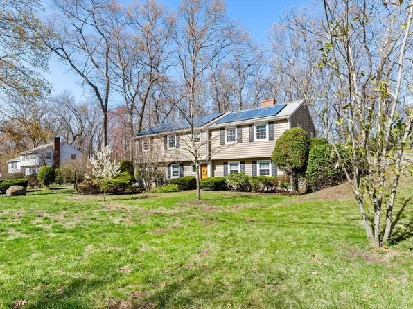 20 Douglas Rd, Lexington, MA 02420