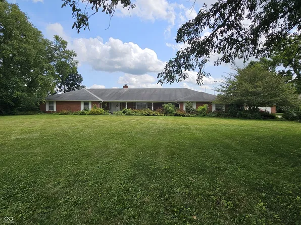 3135 W South Dr, Sheridan, IN 46069