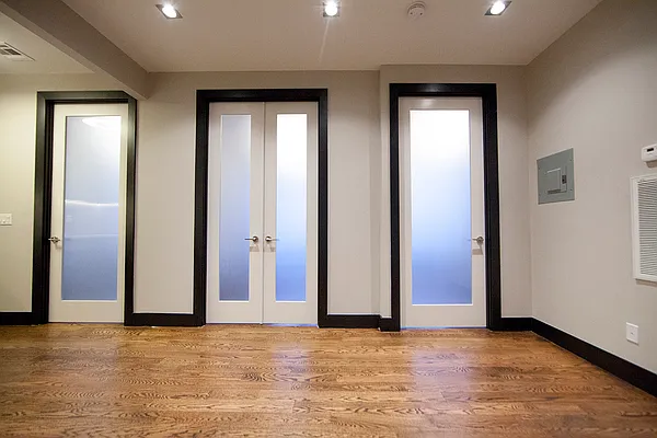 Rented by Brooklyn Group | media 8