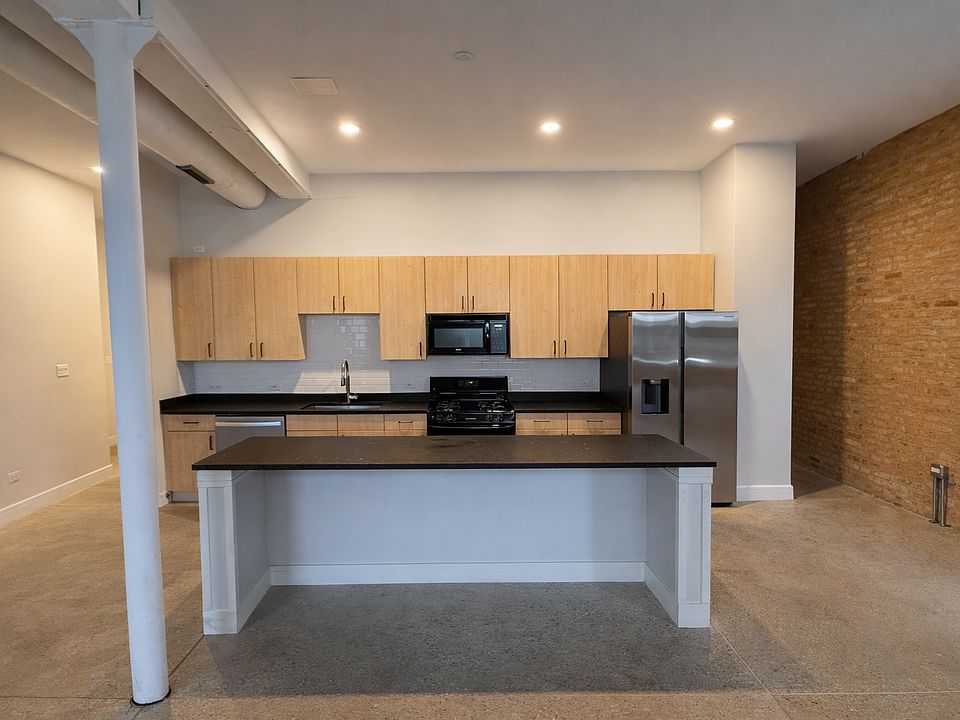 1st image of 1659 W Ogden Ave APT 2C