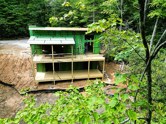 4th image of 1925 Black Oak Drive