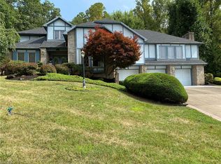 1410 55th St, Vienna, WV