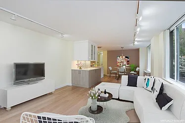 Rented by R New York