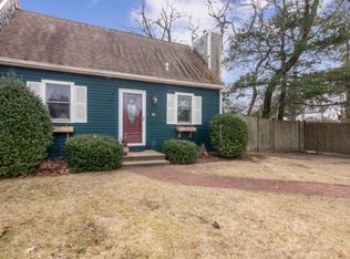 40B Braley Ln, Plymouth, MA 02360
