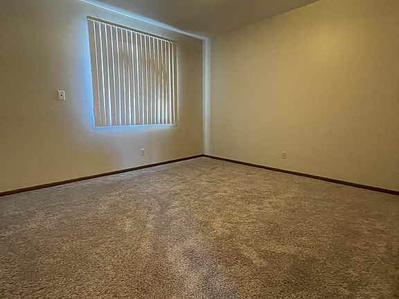 5th image of 5521 Canterbury Ln #2
