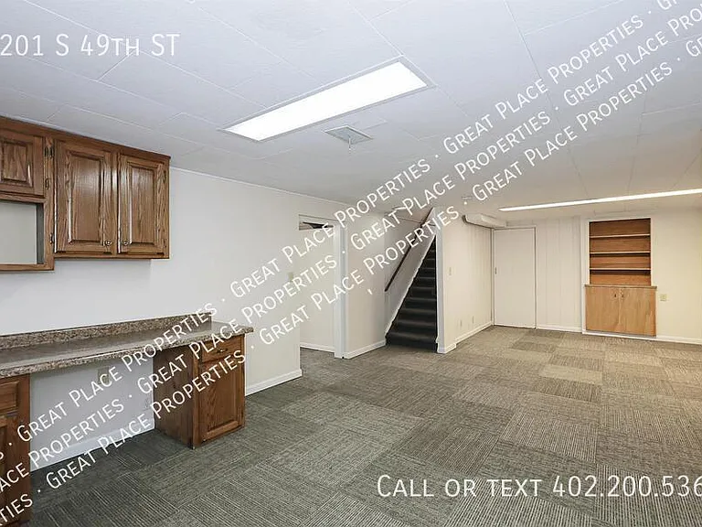 1201 S 49th St — Photo 32