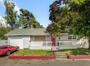 304 N 8th St, Cottage Grove, OR 97424