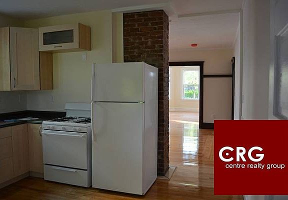 2nd image of 126 Auburn St #1R
