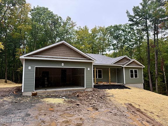 4th image of 140 Parkers Glen Rd
