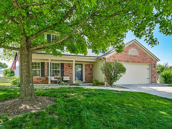 2nd image of 1213 Barrington Dr