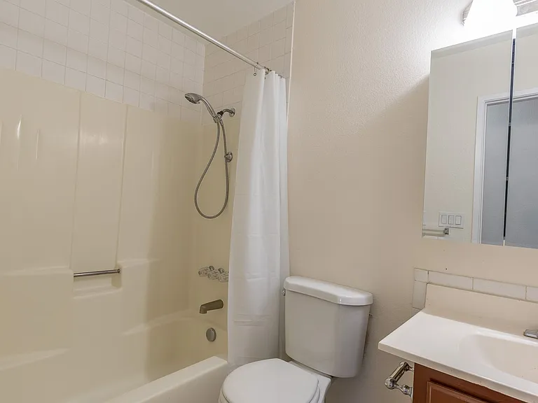 1319 Grand Ave — Photo 10
