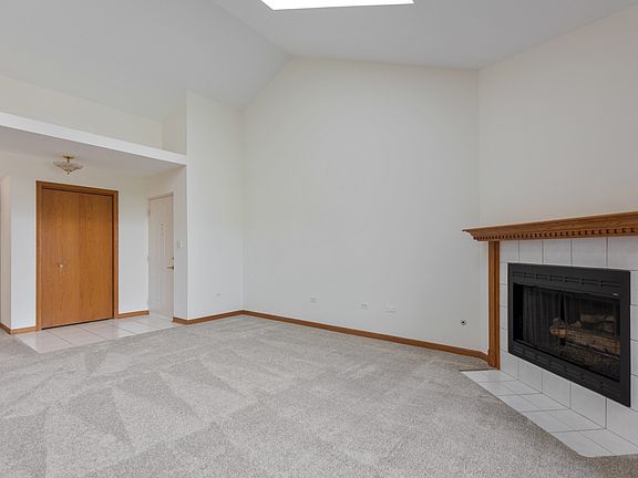5th image of 6402 Pine Cone Dr APT 4