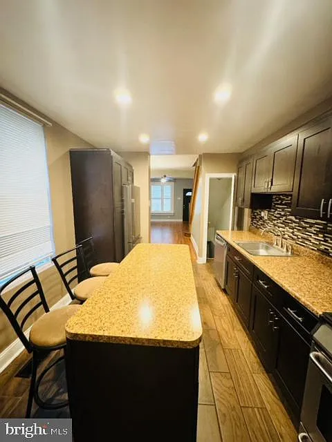3 bed, 1134 sqft, $1,700 — Photo 3