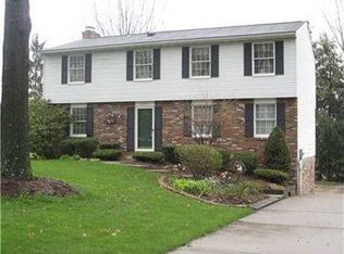 2337 Weston Dr, Pittsburgh, PA 15241