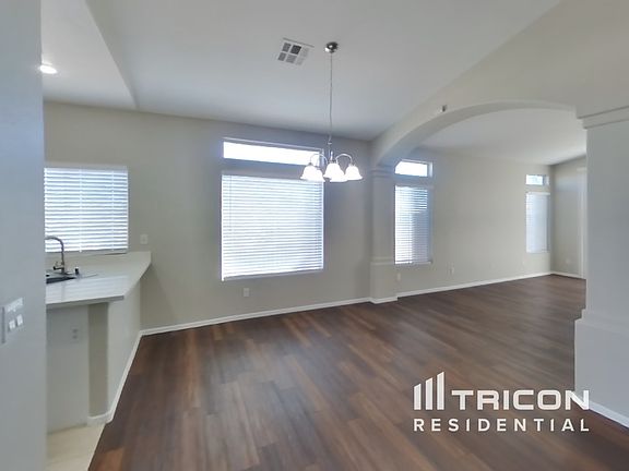 4th image of 10521 Haileville Dr