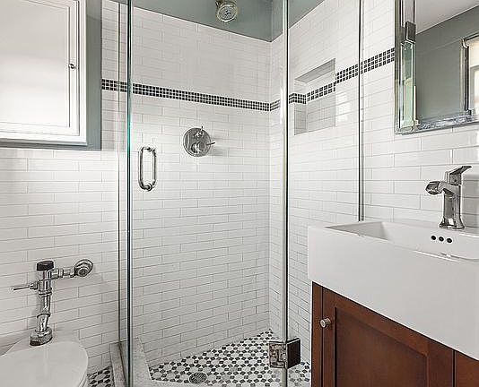 5th image of 303 Beverley Rd APT 5H