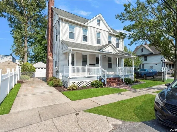 120 S 2nd Street, Lindenhurst, NY 11757