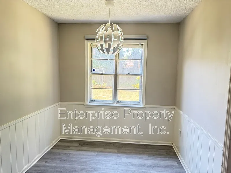 3 bed, 2.0 bath, 1547 sqft, $1,695 — Photo 4