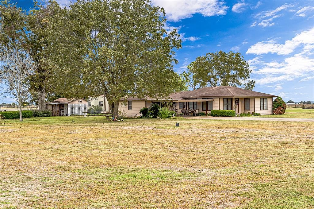 741 Muzny Ln, La Grange, TX 78945 MLS 10914615 Zillow