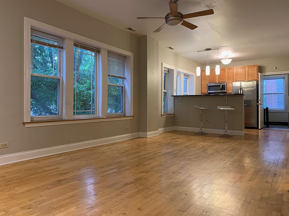 1st image of 1540 N Ashland Ave APT 1R