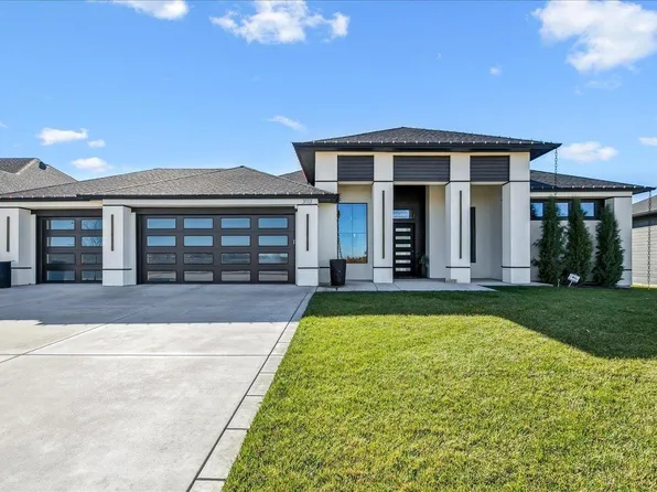 3113 W Crystal Beach St, Wichita, KS 67204