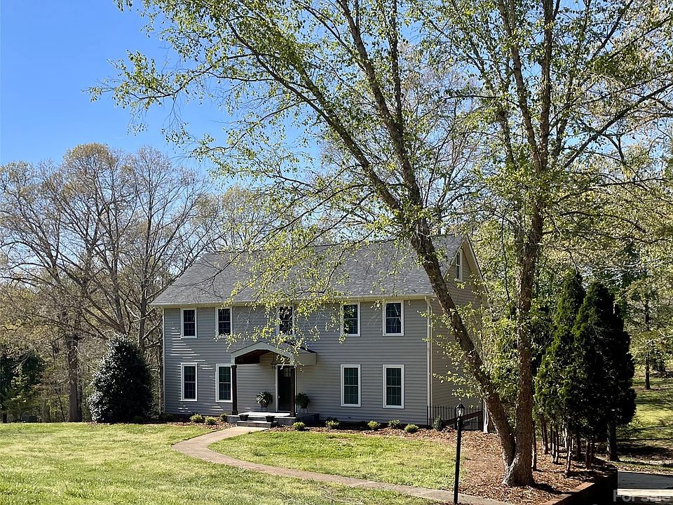 1st image of 239 Brookridge Dr