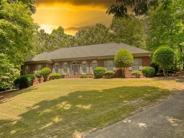 100 Jasmine Ln, Oxford, GA 30054
