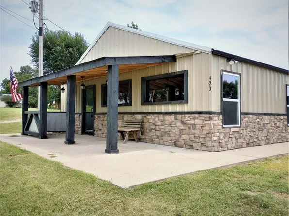 420 N High St #90, Washburn, MO 65772