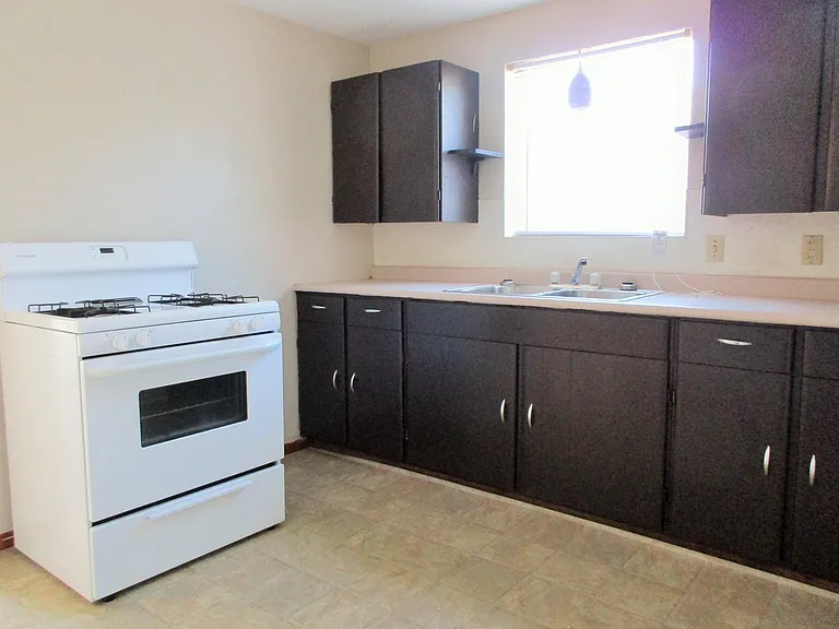 309 E Oklahoma Ave — Photo 7