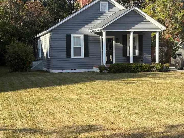 626 W College Ave, Hartsville, SC 29550